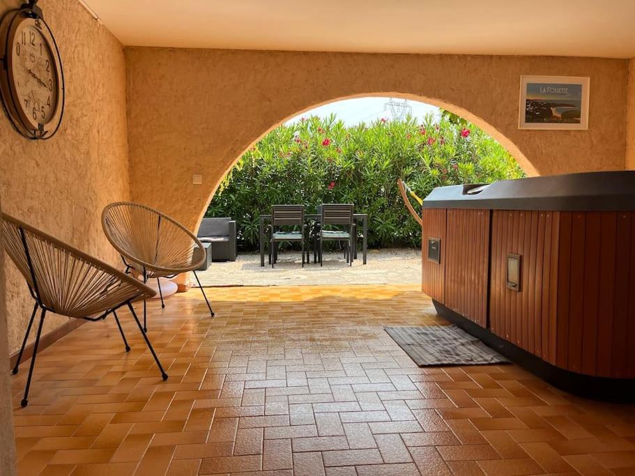 Bas De Villa 70M2 Independant Avec Espace Jacuzzi Prive 勒拉旺杜 外观 照片