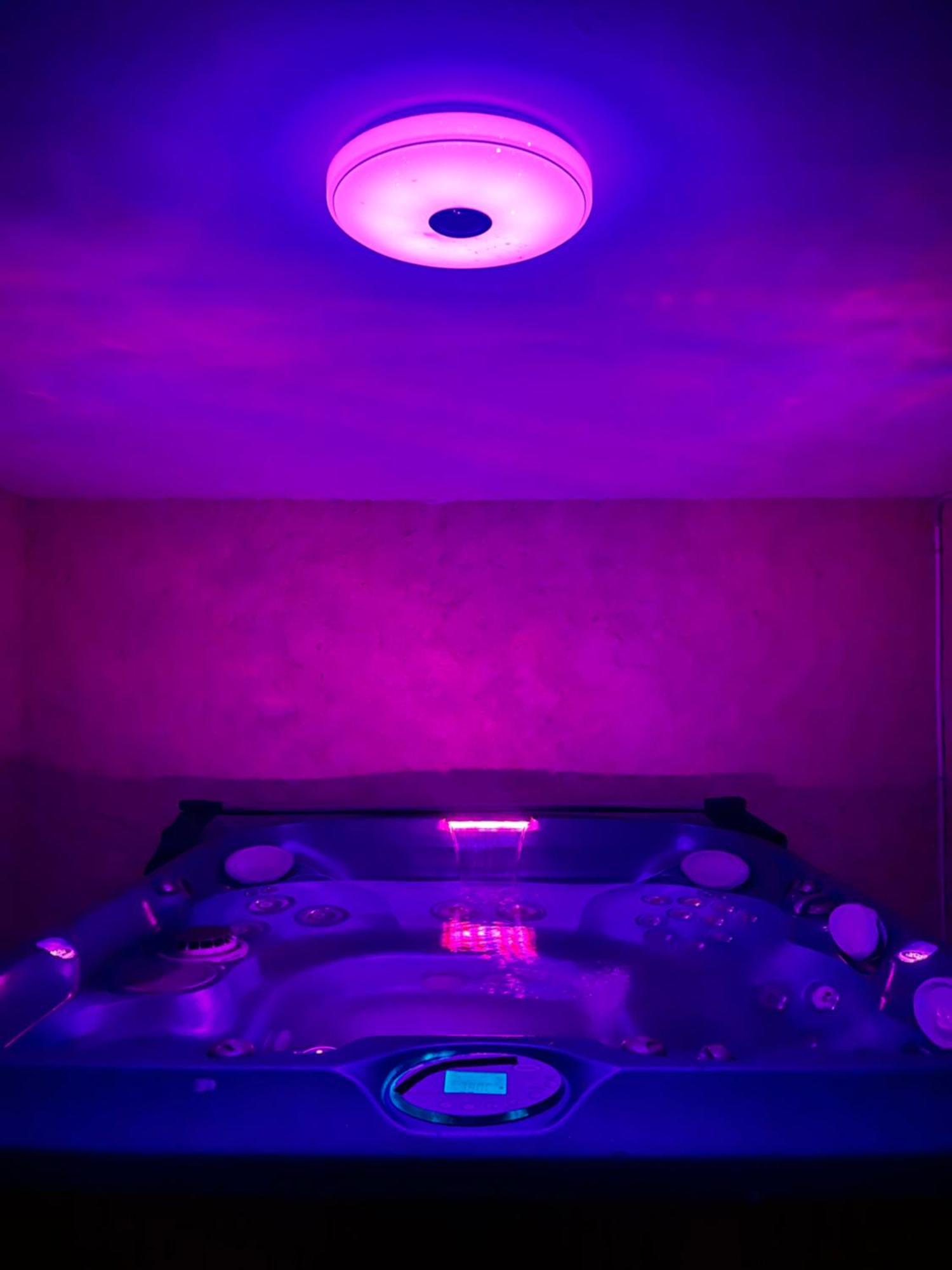 Bas De Villa 70M2 Independant Avec Espace Jacuzzi Prive 勒拉旺杜 外观 照片
